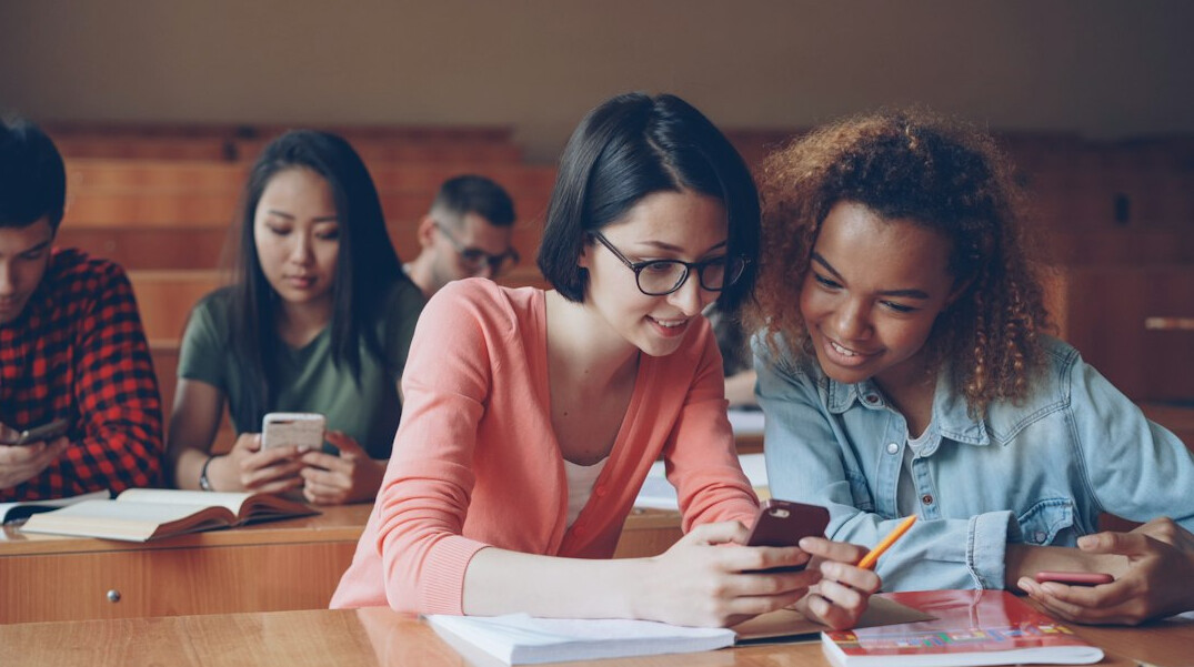 it students in classroom